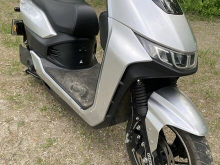 Yadea 3302 2022 у Полтаві на Automoto.ua Yadea 3302, об'ємом двигуна 2.3 л та пробігом 0 тис. км за 1206 $, фото 1 на Automoto.ua