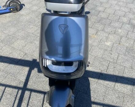 Yadea E8S 2024 у Києві на Automoto.ua Сірий Yadea E8S, об'ємом двигуна 0 л та пробігом 13 тис. км за 1211 $, фото 1 на Automoto.ua