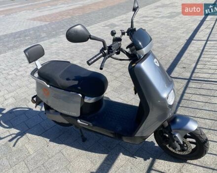 Yadea E8S 2024 у Києві на Automoto.ua Сірий Yadea E8S, об'ємом двигуна 0 л та пробігом 13 тис. км за 1211 $, фото 2 на Automoto.ua