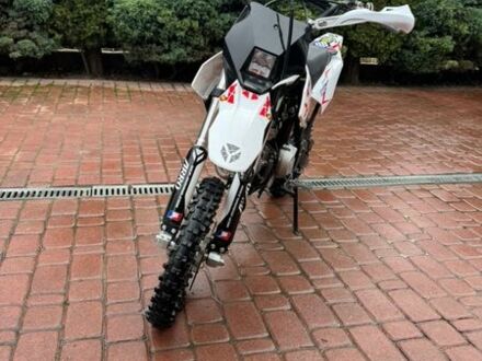 Белый YCF Pilot, объемом двигателя 0.15 л и пробегом 1 тыс. км за 1251 $, фото 1 на Automoto.ua