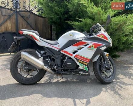 Белый Yokomoto HT 250T-3, объемом двигателя 0.25 л и пробегом 6 тыс. км за 1677 $, фото 3 на Automoto.ua