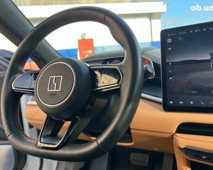 Белый Zeekr 001, объемом двигателя 0 л и пробегом 41 тыс. км за 36690 $, фото 45 на Automoto.ua