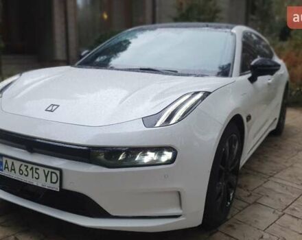 Білий Zeekr 001, об'ємом двигуна 0 л та пробігом 59 тис. км за 32400 $, фото 2 на Automoto.ua