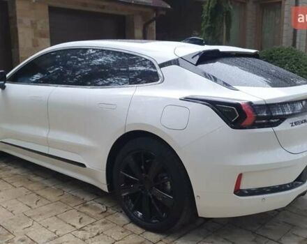 Білий Zeekr 001, об'ємом двигуна 0 л та пробігом 59 тис. км за 32400 $, фото 10 на Automoto.ua