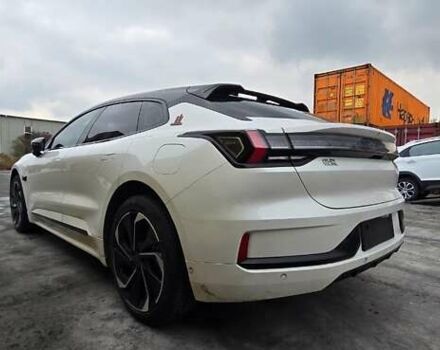 Белый Zeekr 001, объемом двигателя 0 л и пробегом 29 тыс. км за 40000 $, фото 2 на Automoto.ua