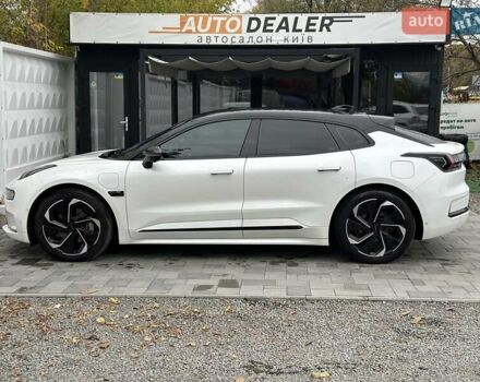 Белый Zeekr 001, объемом двигателя 0 л и пробегом 52 тыс. км за 42990 $, фото 9 на Automoto.ua