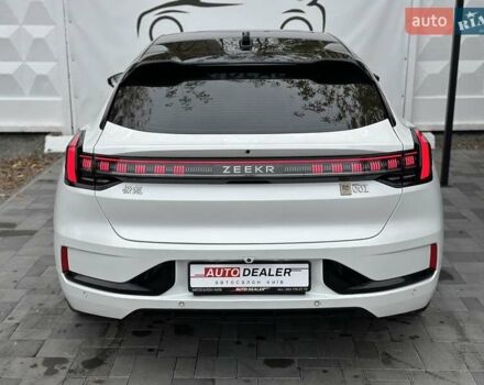 Белый Zeekr 001, объемом двигателя 0 л и пробегом 52 тыс. км за 42990 $, фото 13 на Automoto.ua