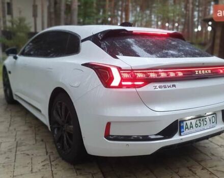 Білий Zeekr 001, об'ємом двигуна 0 л та пробігом 59 тис. км за 32400 $, фото 12 на Automoto.ua