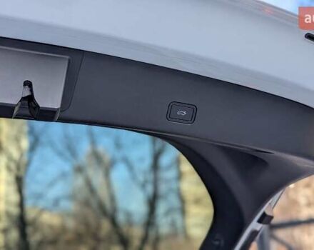Білий Zeekr 001, об'ємом двигуна 0 л та пробігом 34 тис. км за 33399 $, фото 16 на Automoto.ua