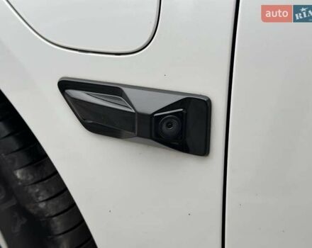 Белый Zeekr 001, объемом двигателя 0 л и пробегом 52 тыс. км за 42990 $, фото 7 на Automoto.ua