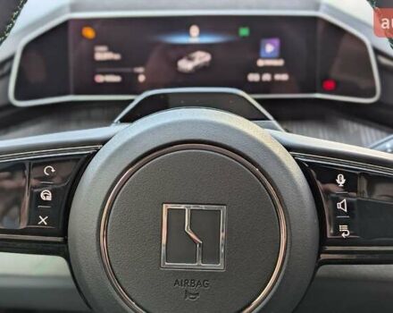 Білий Zeekr 001, об'ємом двигуна 0 л та пробігом 34 тис. км за 33399 $, фото 32 на Automoto.ua