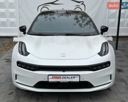 Белый Zeekr 001, объемом двигателя 0 л и пробегом 52 тыс. км за 42990 $, фото 1 на Automoto.ua