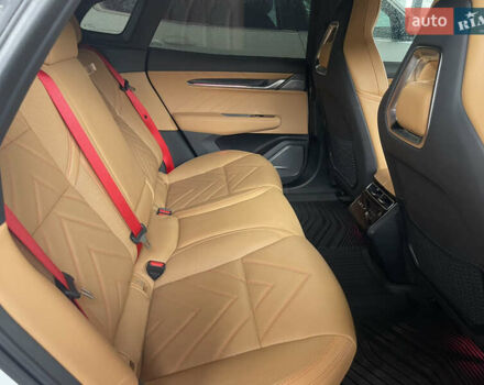 Белый Zeekr 001, объемом двигателя 0 л и пробегом 26 тыс. км за 36500 $, фото 13 на Automoto.ua