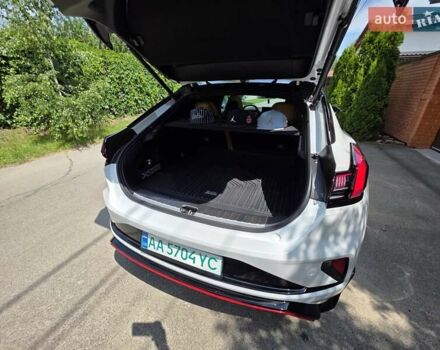 Белый Zeekr 001, объемом двигателя 0 л и пробегом 14 тыс. км за 53800 $, фото 21 на Automoto.ua