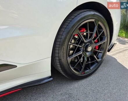 Белый Zeekr 001, объемом двигателя 0 л и пробегом 14 тыс. км за 53800 $, фото 1 на Automoto.ua