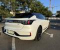 Белый Zeekr 001, объемом двигателя 0 л и пробегом 14 тыс. км за 40900 $, фото 1 на Automoto.ua