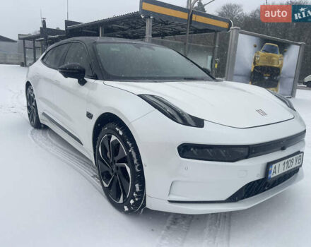 Белый Zeekr 001, объемом двигателя 0 л и пробегом 26 тыс. км за 36500 $, фото 1 на Automoto.ua