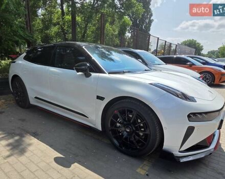 Белый Zeekr 001, объемом двигателя 0 л и пробегом 14 тыс. км за 53800 $, фото 26 на Automoto.ua