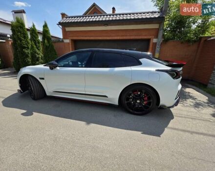 Белый Zeekr 001, объемом двигателя 0 л и пробегом 14 тыс. км за 53800 $, фото 23 на Automoto.ua
