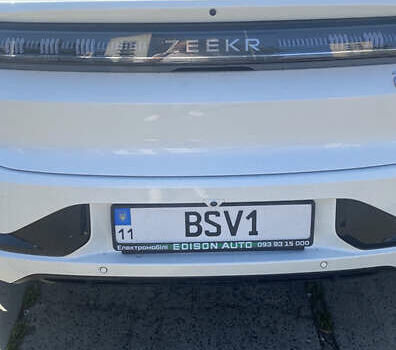 Белый Zeekr 001, объемом двигателя 0 л и пробегом 27 тыс. км за 39000 $, фото 4 на Automoto.ua