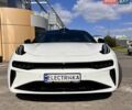 Zeekr 001 2024 в Днепре (Днепропетровске) на Automoto.ua Белый Zeekr 001, объемом двигателя 0 л и пробегом 1 тыс. км за 51000 $, фото 4 на Automoto.ua