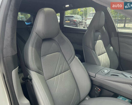 Белый Zeekr 001, объемом двигателя 0 л и пробегом 20 тыс. км за 47000 $, фото 23 на Automoto.ua