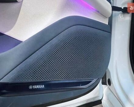 Білий Zeekr 001, об'ємом двигуна 0 л та пробігом 11 тис. км за 37390 $, фото 22 на Automoto.ua