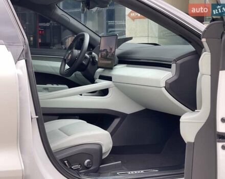 Белый Zeekr 001, объемом двигателя 0 л и пробегом 23 тыс. км за 42900 $, фото 7 на Automoto.ua