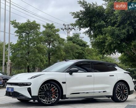 Белый Zeekr 001, объемом двигателя 0 л и пробегом 23 тыс. км за 42900 $, фото 1 на Automoto.ua