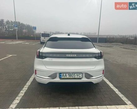 Белый Zeekr 001, объемом двигателя 0 л и пробегом 7 тыс. км за 36000 $, фото 6 на Automoto.ua
