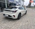 Білий Zeekr 001, об'ємом двигуна 0 л та пробігом 14 тис. км за 47198 $, фото 4 на Automoto.ua