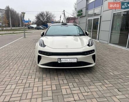 Білий Zeekr 001, об'ємом двигуна 0 л та пробігом 14 тис. км за 47198 $, фото 1 на Automoto.ua