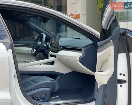 Белый Zeekr 001, объемом двигателя 0 л и пробегом 9 тыс. км за 39900 $, фото 7 на Automoto.ua