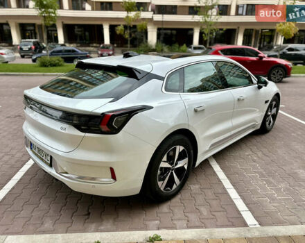 Білий Zeekr 001, об'ємом двигуна 0 л та пробігом 2 тис. км за 40000 $, фото 6 на Automoto.ua