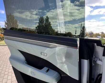 Zeekr 001 2024 в Днепре (Днепропетровске) на Automoto.ua Белый Zeekr 001, объемом двигателя 0 л и пробегом 1 тыс. км за 51000 $, фото 15 на Automoto.ua