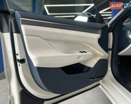 Білий Zeekr 001, об'ємом двигуна 0 л та пробігом 12 тис. км за 44999 $, фото 21 на Automoto.ua