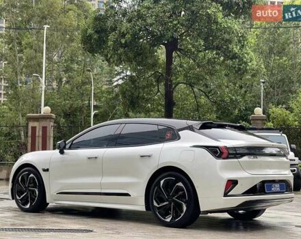 Белый Zeekr 001, объемом двигателя 0 л и пробегом 10 тыс. км за 38900 $, фото 2 на Automoto.ua