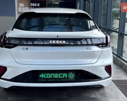 Білий Zeekr 001, об'ємом двигуна 0 л та пробігом 11 тис. км за 37390 $, фото 3 на Automoto.ua