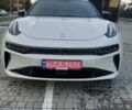 Zeekr 001 2024 в Днепре (Днепропетровске) на Automoto.ua Белый Zeekr 001, объемом двигателя 0 л и пробегом 10 тыс. км за 45999 $, фото 4 на Automoto.ua