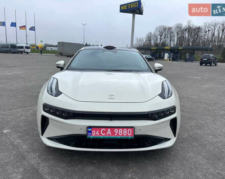 Білий Zeekr 001, об'ємом двигуна 0 л та пробігом 13 тис. км за 45800 $, фото 14 на Automoto.ua