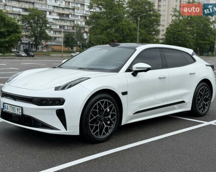 Белый Zeekr 001, объемом двигателя 0 л и пробегом 10 тыс. км за 37999 $, фото 10 на Automoto.ua
