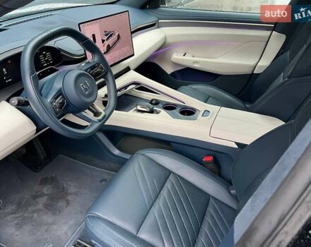 Белый Zeekr 001, объемом двигателя 0 л и пробегом 11 тыс. км за 37400 $, фото 18 на Automoto.ua