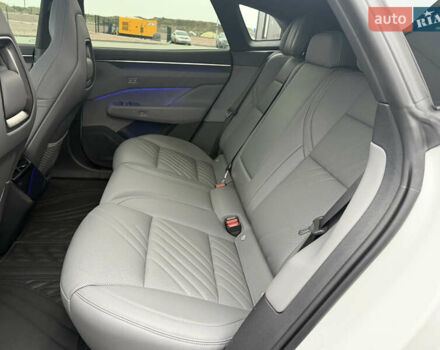 Білий Zeekr 001, об'ємом двигуна 0 л та пробігом 20 тис. км за 47500 $, фото 42 на Automoto.ua