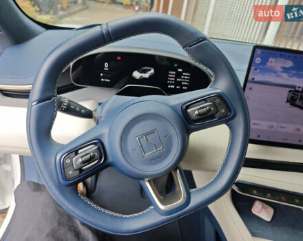 Білий Zeekr 001, об'ємом двигуна 0 л та пробігом 10 тис. км за 37500 $, фото 8 на Automoto.ua