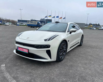 Білий Zeekr 001, об'ємом двигуна 0 л та пробігом 13 тис. км за 45800 $, фото 13 на Automoto.ua