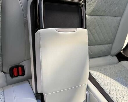 Zeekr 001 2024 в Днепре (Днепропетровске) на Automoto.ua Белый Zeekr 001, объемом двигателя 0 л и пробегом 1 тыс. км за 51000 $, фото 14 на Automoto.ua