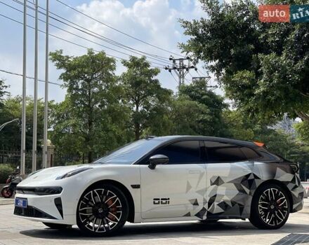 Белый Zeekr 001, объемом двигателя 0 л и пробегом 20 тыс. км за 44900 $, фото 1 на Automoto.ua