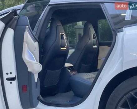 Белый Zeekr 001, объемом двигателя 0 л и пробегом 21 тыс. км за 39900 $, фото 6 на Automoto.ua