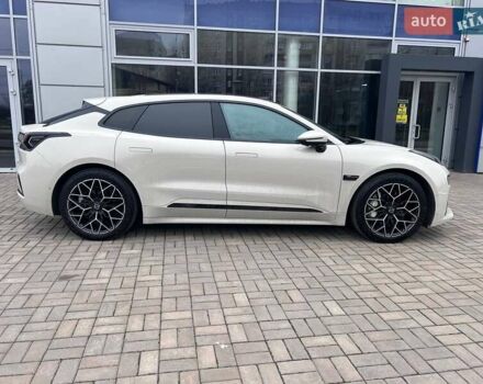 Білий Zeekr 001, об'ємом двигуна 0 л та пробігом 14 тис. км за 47198 $, фото 3 на Automoto.ua