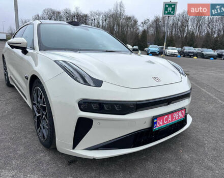 Білий Zeekr 001, об'ємом двигуна 0 л та пробігом 13 тис. км за 45800 $, фото 16 на Automoto.ua
